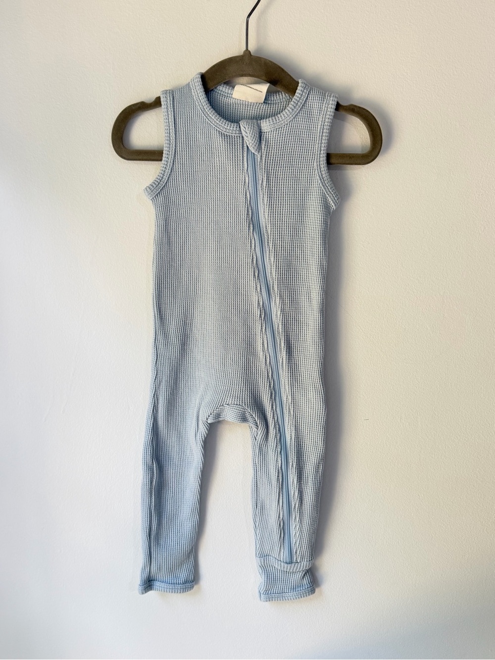 Organic Waffle Sleeveless Zip Romper
in Light Blue